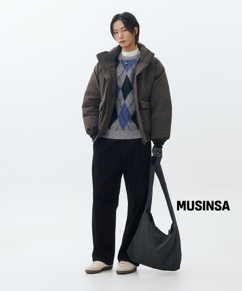 MUSINSA STANDARD（ムシンサスタンダード）の「ワイドコーデュロイパンツ[ブラック]（その他パンツ・メンズ・その他・38/36/34/32/29/30/31/33/26/27/28）」の9枚目の写真