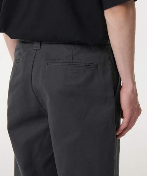 MUSINSA STANDARD（ムシンサスタンダード）の「ソリッドCPワイドチノパンツ[グレー]（その他パンツ・メンズ・その他・26/27/28/29/30/31/32/33/34/36/38/40/42）」の5枚目の写真
