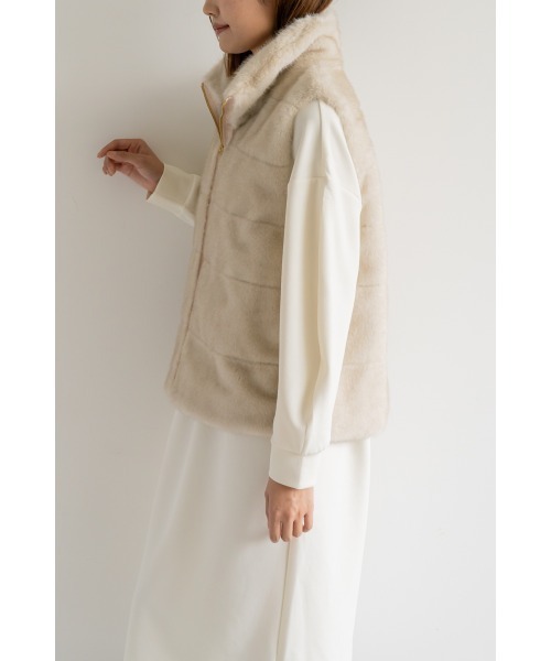 M.deux（エムドゥ）の「ボーダーキルトファーベスト（その他アウター・レディース・キャメル/ライトベージュ・MEDIUM）」の7枚目の写真