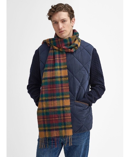 Barbour(バブアー)の「ラムズ ウール / カシミヤ ニューチェック マフラー(4色展開)(マフラー・メンズ・ブラック/グリーン/ベージュ/イエロー・ONE SIZE)」の16枚目の写真