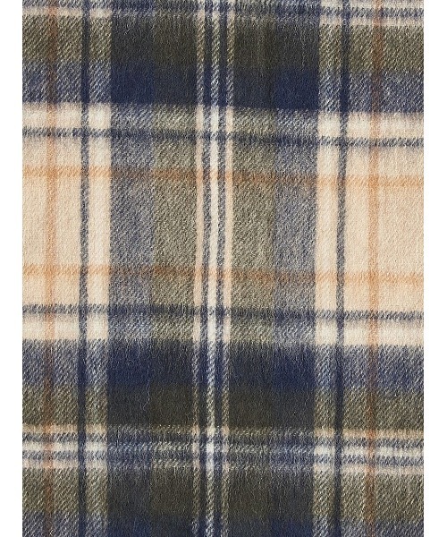 Barbour(バブアー)の「ラムズ ウール / カシミヤ ニューチェック マフラー(4色展開)(マフラー・メンズ・ブラック/グリーン/ベージュ/イエロー・ONE SIZE)」の21枚目の写真