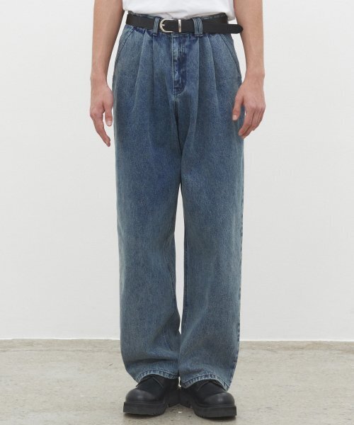 DECET(デケト)の「Dawn 2Pleats Wide Jeans DCPT007STNGRBlue(デニムパンツ・レディース・その他・26/28/30/32/34)」の2枚目の写真