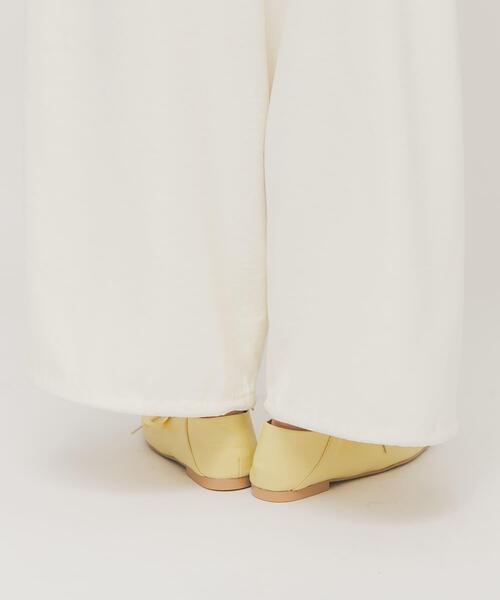 KBF（ケイビーエフ）の「サテンリボンギャザーシューズ（その他シューズ・レディース・イエロー/ブラック・36/38/37）」の8枚目の写真