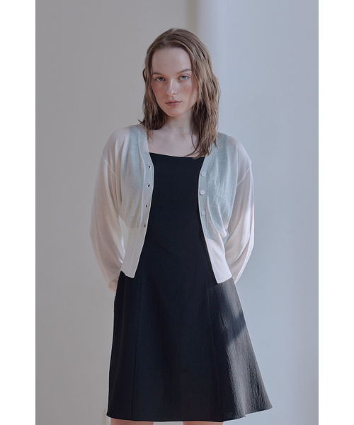 AFTERHOURS(アフターアワーズ)の「ECOVERO V-NECK FITTED CARDIGAN (WHITE)(カーディガン/ボレロ・レディース・その他・FREE)」の1枚目の写真