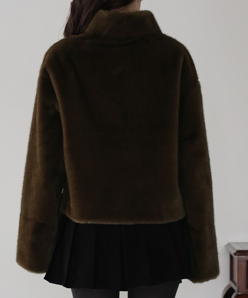 BLUEEAST（ブルーイースト）の「ファージップブルゾン（ブルゾン・レディース・ベージュ/ブラック/ブラウン・MEDIUM）」の14枚目の写真