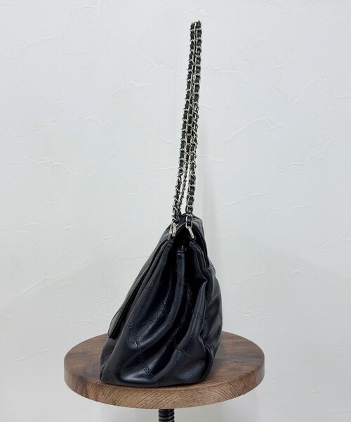 fredy emue（フレディエミュ）の「キルト柄チェーンバッグ（ショルダーバッグ・レディース・ブラック/ブラウン・FREE）」の14枚目の写真