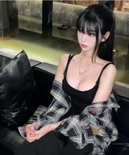 MUCENT(ムセント)の「ヘリテージチェックシャツ(成人男女共用)(シャツ/ブラウス・レディース・ブラック・FREE)」の3枚目の写真