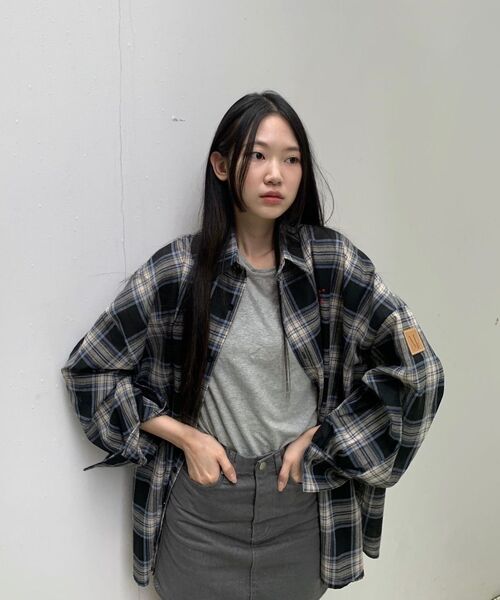 MUCENT(ムセント)の「ヘリテージチェックシャツ(成人男女共用)(シャツ/ブラウス・レディース・ブラック・FREE)」の20枚目の写真