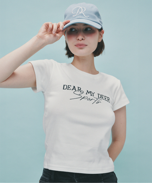 DEARMYDEER(ディアマイディア)の「スポーツロゴクロップTシャツ(ホワイト)(Tシャツ/カットソー・レディース・その他・FREE)」の2枚目の写真