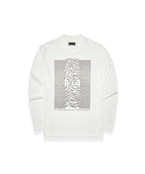 R-4(アールフォー)の「R-0015 / RRRR-WASHED LONG SLEEVE TSHIRTS(WHITE)(Tシャツ/カットソー・メンズ・ホワイト・MEDIUM/LARGE)」の1枚目の写真