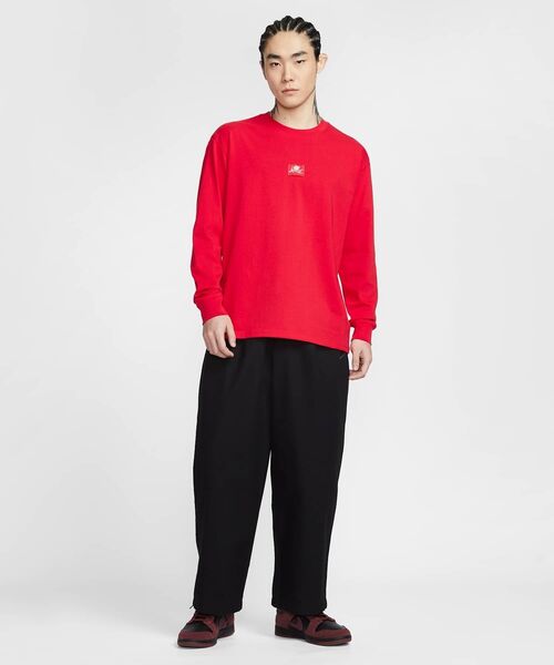 NIKE(ナイキ)の「ナイキ スポーツウェア ロングスリーブ Tシャツ / Nike Sportswear Long-Sleeve T-Shirt IO9761-613 University Red(Tシャツ/カットソー・メンズ・レッド・XL/S/M/L/2XL)」の6枚目の写真