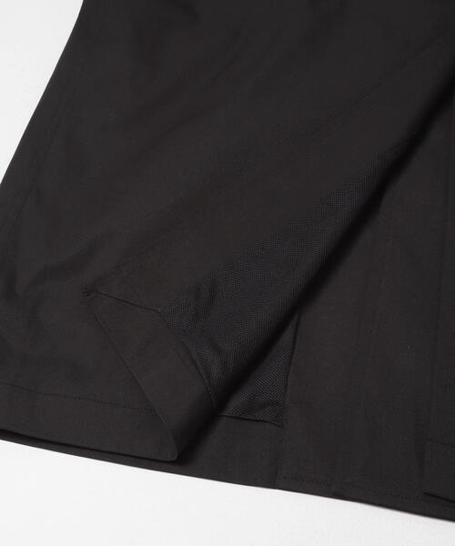 EKAL（エカル）の「SOLOTEXツイルトラベルコート（ステンカラーコート・メンズ・ブラック/ネイビー・MEDIUM/LARGE）」の5枚目の写真