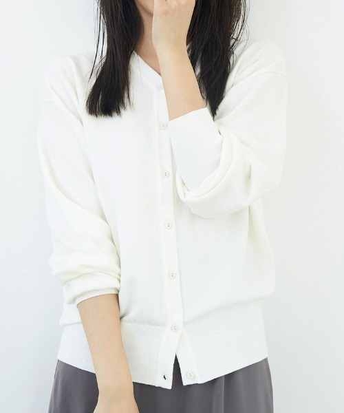 AOYAMA(アオヤマ)の「アンサンブルニット(カーディガン+タートルニットセット)《4WAY》(ニット/セーター・レディース・ホワイト・F)」の1枚目の写真
