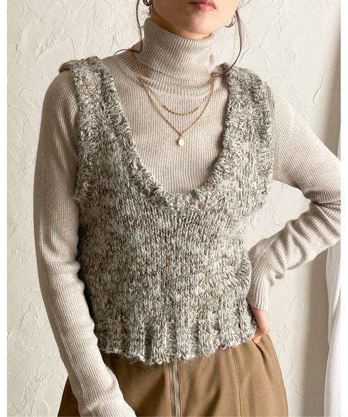 She's Closet(シーズクローゼット)の「ミックスカラーショート丈ローゲージざっくり編みニットビスチェベスト(ベスト・レディース・チャコールグレー/ブラウン・FREE)」の20枚目の写真