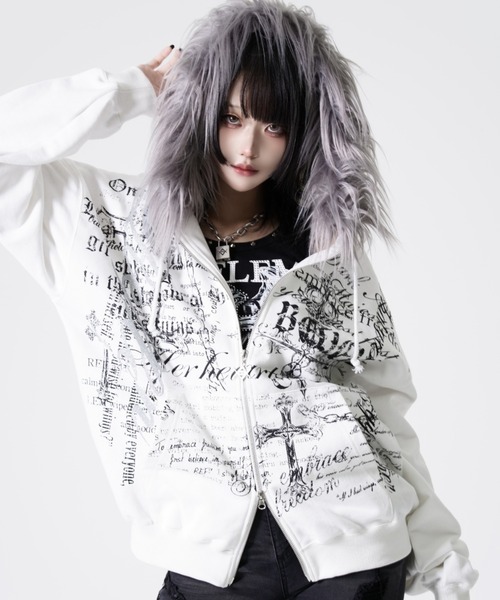 REFLEM（レフレム）の「『REFLEM/レフレム』ファー付きタイポZIPフーディー/ジップパーカー（パーカー・レディース・ホワイト/ブラック・L/M）」の16枚目の写真