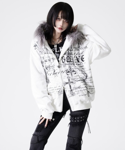 REFLEM（レフレム）の「『REFLEM/レフレム』ファー付きタイポZIPフーディー/ジップパーカー（パーカー・レディース・ホワイト/ブラック・L/M）」の17枚目の写真