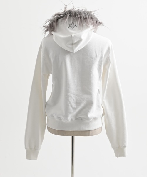 REFLEM（レフレム）の「『REFLEM/レフレム』ファー付きタイポZIPフーディー/ジップパーカー（パーカー・レディース・ホワイト/ブラック・L/M）」の7枚目の写真