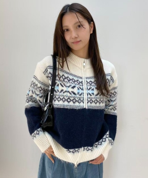 mebole（メボレ）の「ゆったりフェアアイルジップニットカーディガン（カーディガン/ボレロ・レディース・ブラウン/ホワイト/ネイビー・FREE）」の11枚目の写真