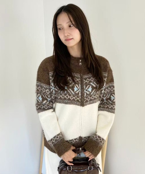 mebole（メボレ）の「ゆったりフェアアイルジップニットカーディガン（カーディガン/ボレロ・レディース・ブラウン/ホワイト/ネイビー・FREE）」の21枚目の写真