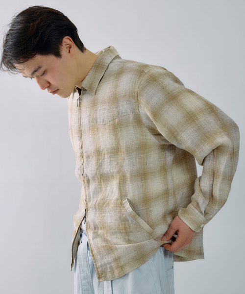 JOURNAL STANDARD J.S HOMESTEAD（ジャーナルスタンダードホームステッド）の「Stead / リネン オンブレ ジップ シャツ（シャツ/ブラウス・メンズ・ネイビー/ベージュ/ブラック・LARGE/MEDIUM）」の14枚目の写真