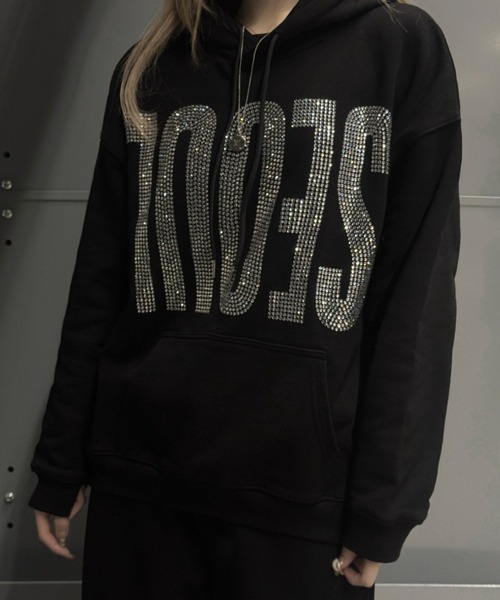 KsG(ケーエスジー)の「ビッグロゴラインストーンパーカー(パーカー・レディース・グレー/ブラック/ホワイト・SMALL/MEDIUM)」の14枚目の写真