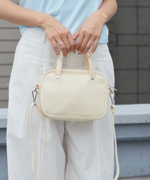 adidas(アディダス)の「adidas/アディダス HERI ADICOLOR XS BAG 2WAY ショルダーバッグ 2026年 夏 夏服(ショルダーバッグ・レディース・ピンク/インディゴブルー/ブラック/ベージュ・FREE)」の14枚目の写真