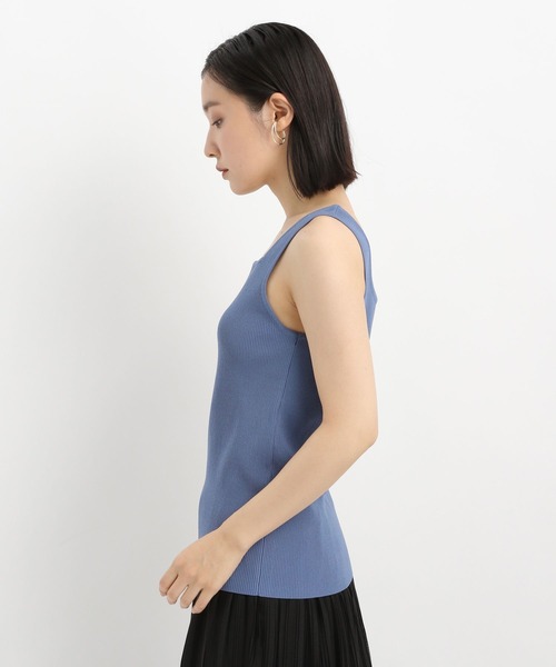 Andemiu（アンデミュウ）の「2WAYニットノースリーブ645332（タンクトップ・レディース・ブラック/オフホワイト/ブルーグレー/モカ・FREE）」の12枚目の写真