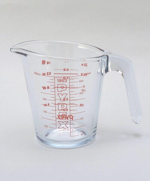 212 KITCHEN STORE(トゥワントゥキッチンストア)の「メジャーカップ500ml レトロエディション1953 <Pyrex パイレックス>(キッチンツール・レディース・その他・00)」の2枚目の写真