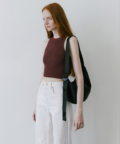 REGB（アルイージービ）の「FOR BUTTON CROSS BAG（メッセンジャーバッグ・レディース・その他・FREE）」の3枚目の写真