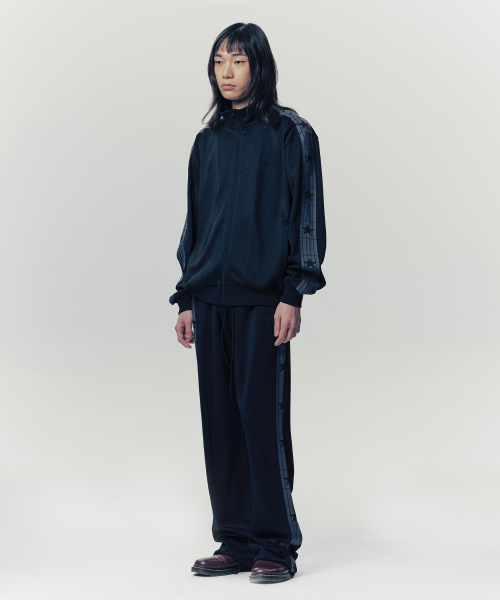 ISTKUNST（イストクンスト）の「IK TRACK JERSEY PANTS_BLACK(IK2FSMPA10A)（スウェットパンツ・レディース・ブラック・S/M/L）」の13枚目の写真