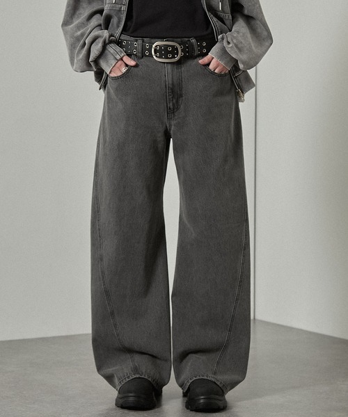 Alfred Alex（アルフレッドアレックス）の「【Alfred Alex】ヴィンテージライク 3D バギー フレアデニムパンツ【セットアップ対応】（デニムパンツ・メンズ・インディゴブルー/グレー系/ブラック/ブラック系・S/L/M）」の4枚目の写真