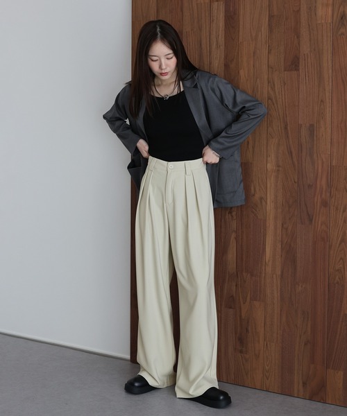J by blue（ジェイバイブルー）の「《2サイズ展開》ダブルタックスラックス（その他パンツ・レディース・ブラック/チャコールグレー/ベージュ・MEDIUM/LARGE）」の7枚目の写真