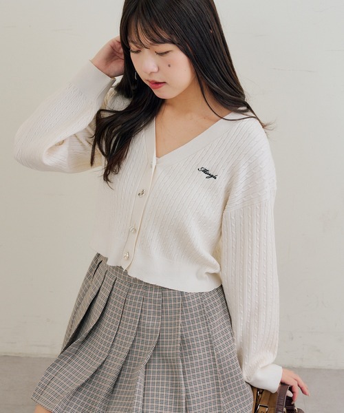 Another Branch olive des olive（アナザーブランチオリーブデオリーブ）の「アソートボタンケーブルカーデ（カーディガン/ボレロ・レディース・アイボリー/サックスブルー/ピンク/ネイビー/イエロー・FREE）」の7枚目の写真