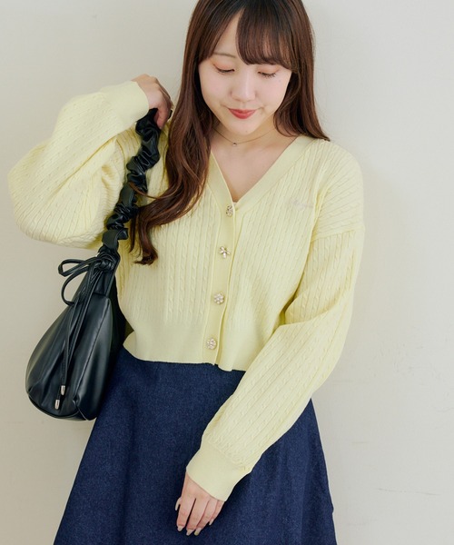 Another Branch olive des olive（アナザーブランチオリーブデオリーブ）の「アソートボタンケーブルカーデ（カーディガン/ボレロ・レディース・アイボリー/サックスブルー/ピンク/ネイビー/イエロー・FREE）」の12枚目の写真