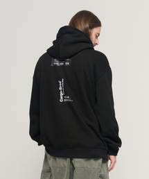 レタリングポイントオーバーフィットフードTシャツ(ブラック)