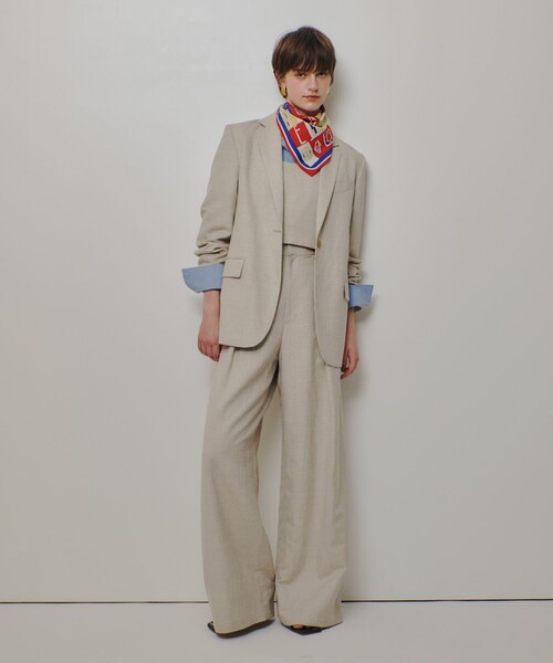 allureville（アルアバイル）の「シャークスキンワイドパンツ（その他パンツ・レディース・ベージュ・1/2）」の8枚目の写真