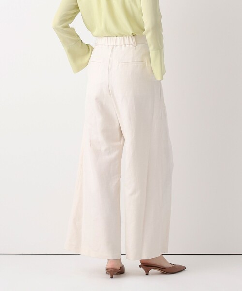 allureville(アルアバイル)の「シャークスキンワイドパンツ(その他パンツ・レディース・ベージュ/オフホワイト/ブラック・1/2)」の16枚目の写真