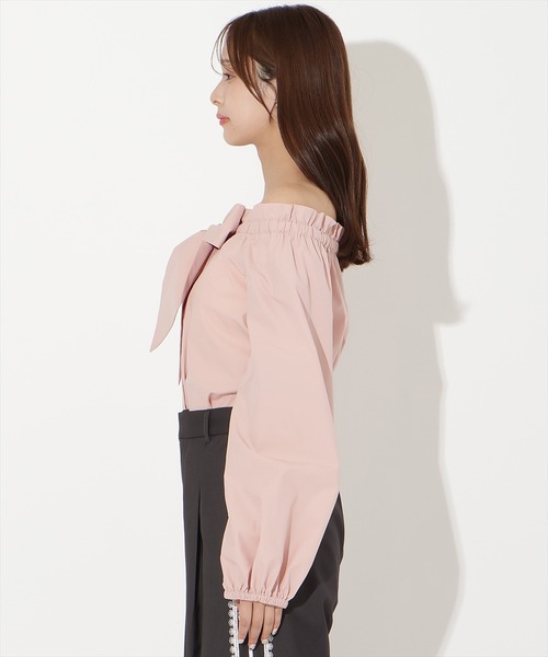 AND COUTURE（アンドクチュール）の「ドロストボウタイ2WAYブラウス（シャツ/ブラウス・レディース・サックスブルー/オフホワイト/ネイビー/ピンク・FREE）」の15枚目の写真