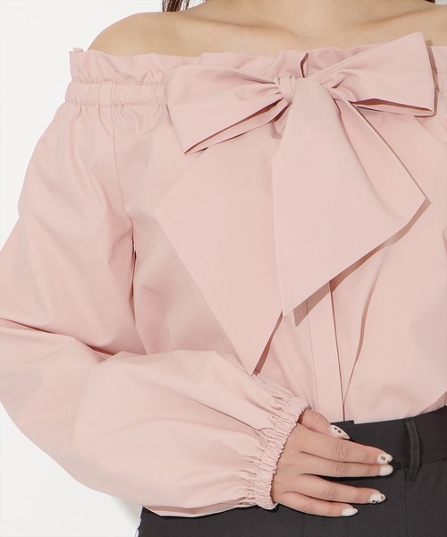 AND COUTURE（アンドクチュール）の「ドロストボウタイ2WAYブラウス（シャツ/ブラウス・レディース・サックスブルー/オフホワイト/ネイビー/ピンク・FREE）」の19枚目の写真