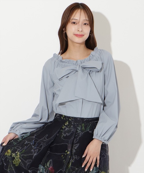 AND COUTURE（アンドクチュール）の「ドロストボウタイ2WAYブラウス（シャツ/ブラウス・レディース・サックスブルー/オフホワイト/ネイビー/ピンク・FREE）」の11枚目の写真