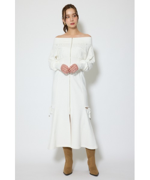 rienda(リエンダ)の「オフショルダーカッティングマーメイドワンピース 春服(ワンピース・レディース・ホワイト/ライトピンク/ブラック・SMALL/MEDIUM)」の19枚目の写真