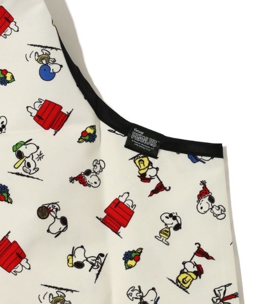 FRUIT OF THE LOOM（フルーツオブザルーム）の「FTL x PEANUTS エコバッグL1 / ピーナッツコラボ スヌーピー ロゴ 総柄プリント（エコバッグ/サブバッグ・メンズ・チャコールグレー/アイボリー・FREE）」の16枚目の写真