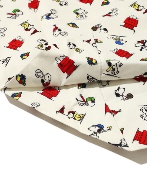 FRUIT OF THE LOOM（フルーツオブザルーム）の「FTL x PEANUTS エコバッグL1 / ピーナッツコラボ スヌーピー ロゴ 総柄プリント（エコバッグ/サブバッグ・メンズ・チャコールグレー/アイボリー・FREE）」の18枚目の写真