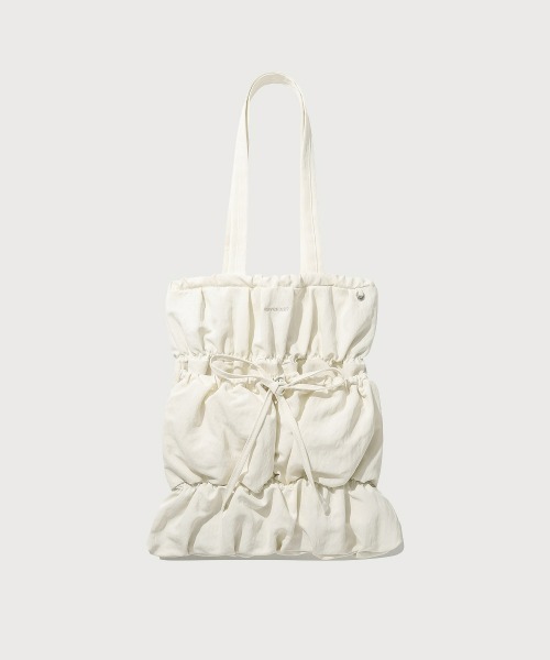 COVERNAT(カバーナット)の「WOMEN CLOVER HEART SHIRRING RIBBON ECO BAG(エコバッグ/サブバッグ・レディース・ブラック/アイボリー・FREE)」の5枚目の写真