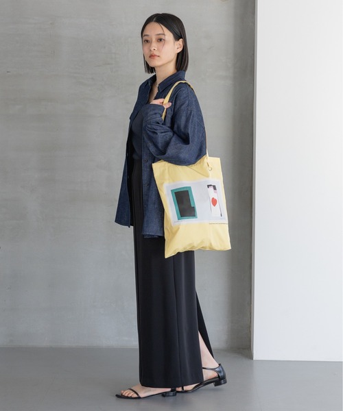 A part by（アパートバイ）の「mattis_トートバッグ（トートバッグ・レディース・ライトイエロー/ブルー・FREE）」の4枚目の写真