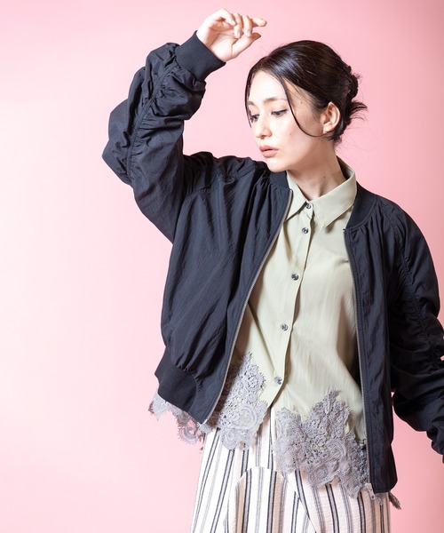 OSMOSIS(オズモーシス)の「ラグランギャザーブルゾン(ブルゾン・レディース・ブラック/カーキ/アイボリー・ONE SIZE)」の6枚目の写真