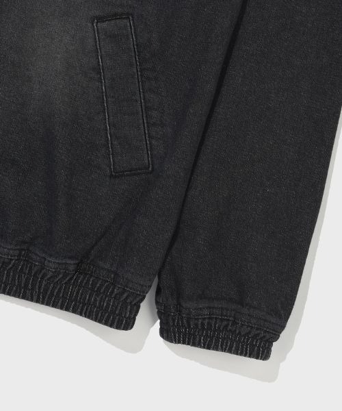 Wacky WiLLy(ワッキーウィリー)の「GRAPHIC DENIM HOODED JUMPER(デニムジャケット・メンズ・ブルー/ブラック・MEDIUM/LARGE/SMALL)」の8枚目の写真