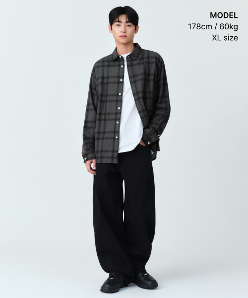 MUSINSA STANDARD（ムシンサスタンダード）の「リラックスドクリンクルオンブレチェックシャツ2 [ダークグレー/ブラック]（シャツ/ブラウス・メンズ・その他・LARGE/X-LARGE/2XL/SMALL/MEDIUM）」の2枚目の写真