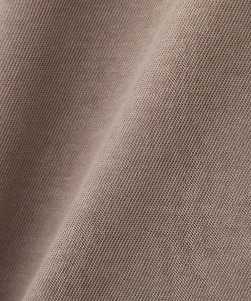 ETRE TOKYO（エトレトウキョウ）の「アウトステッチクルーネックロンTee（Tシャツ/カットソー・レディース・ブラック/グレイッシュベージュ/ホワイト・FREE）」の19枚目の写真