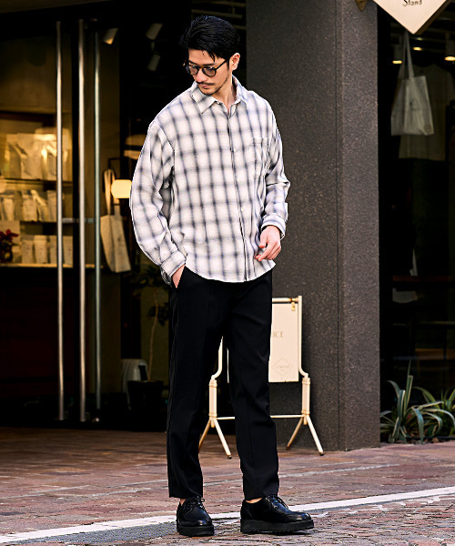 CavariA（キャバリア）の「『CavariA/キャバリア』先染め長袖シャツ（シャツ/ブラウス・メンズ・ホワイト/ブラック/ブルー・M/L/LL）」の6枚目の写真